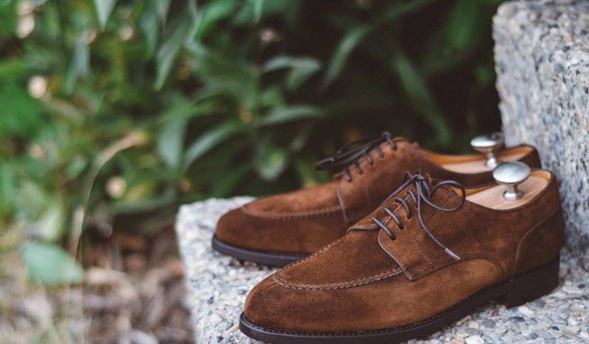 how to clean soft suede leather shoes